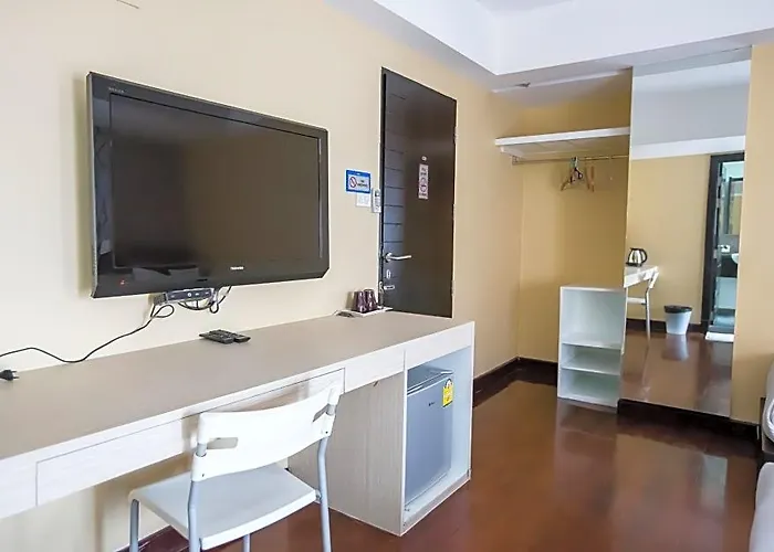 Snooze Thonglor Hotel