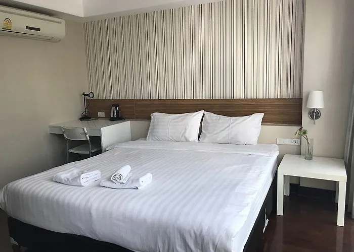 Snooze Thonglor Hotel